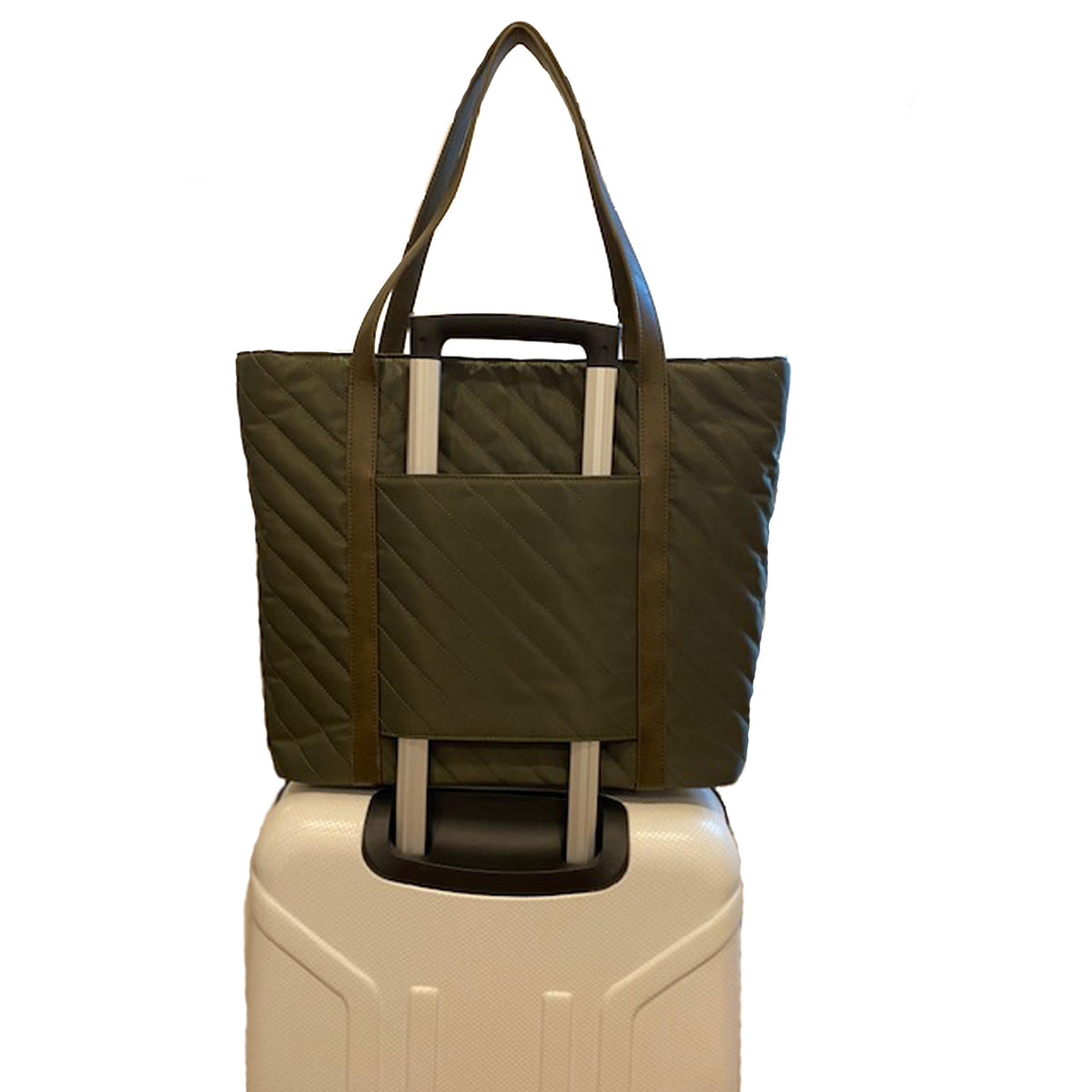 【新品】everyone nylon logo tote bag olive c5364fa0b7f5805d56a7c9f86b7857